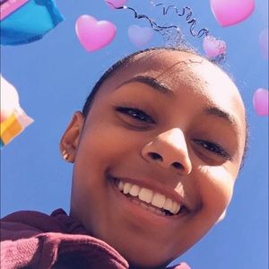 Meet your Posher, Jadah